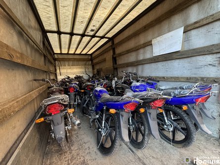 Кража, Ровно, Ровенская область, воры, воры, полиция, Национальная полиция, патрульная полиция, мопеды, скутеры