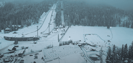 Крижаний лабіринт Snowlandia