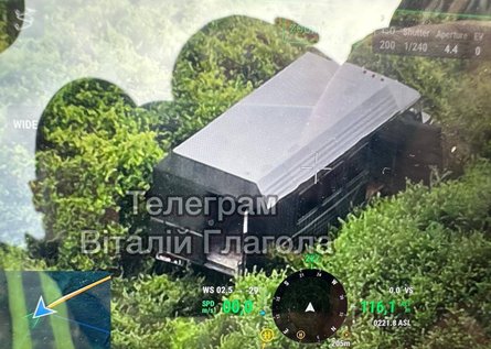 Грузовик прорывает украинско-венгерскую границу