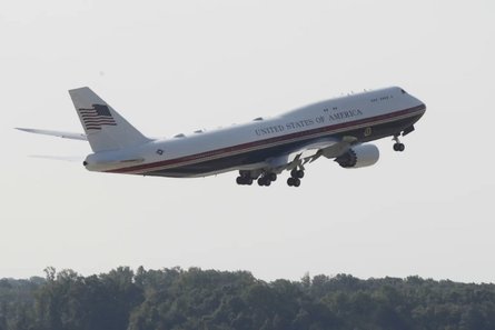 Президент США Дональд Трамп літав на новому Air Force One, який подарував Катар