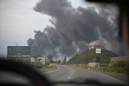 Обстріл Мукачева спричинив задимлення