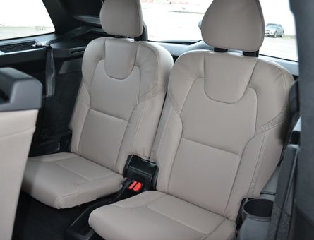 третій ряд Volvo XC90, новий Volvo XC90, кросовер Volvo, Volvo XC90 2025, гібрид Volvo XC90