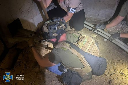 СБУ, задержание СБУ, священник УПЦ МП, храм УПЦ МП, оружие, боеприпасы, война с Россией