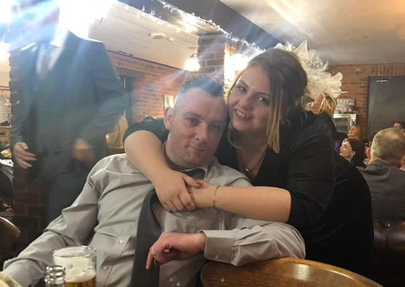 Лотерейный билет, джекпот, выигрыш, деньги, победа, Великобритания, развод, ссоры, скандал, фото