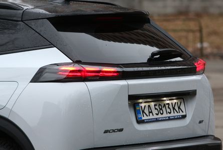фонари Peugeot 2008, Peugeot 2008, новый Peugeot 2008, кроссовер Peugeot, Peugeot 2008 2024, Peugeot 2008 в Украине
