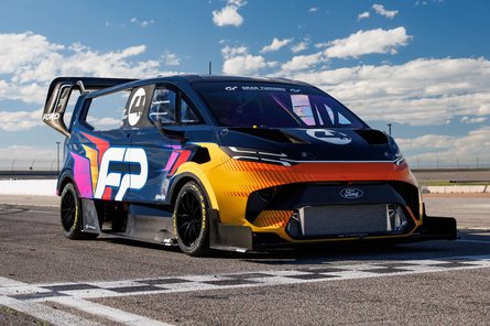 Ford SuperVan 4.2, Ford SuperVan, электромобиль Ford