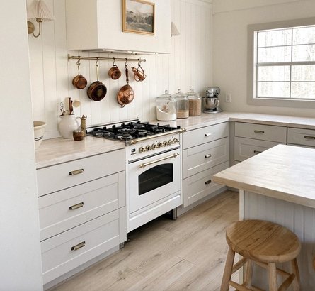 Переробили сарай на будинок, купили сарай, готовий сарай, ремонт у будинку, зробили будинок із сараю, затишний будинок, будинок мрії, будинок для всієї родини