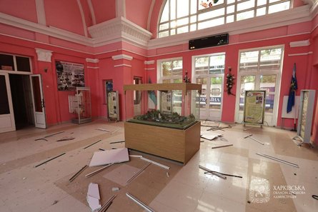 Последствия удара по детской железной дороге