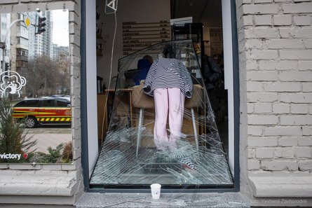 Балістичні ракети, обстріл, Київ, кав'ярня, вибухи, руйнування