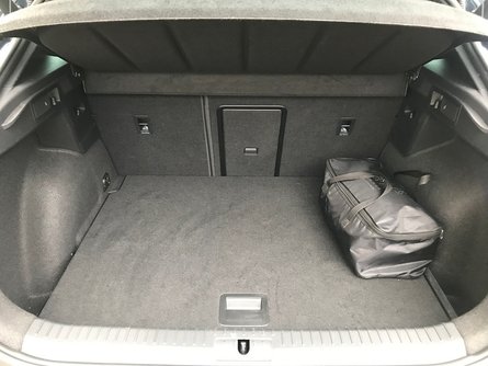 машина CUPRA Formentor, cupra в украине, cupra тест драйв, сеат купра форментор, багажник CUPRA Formentor