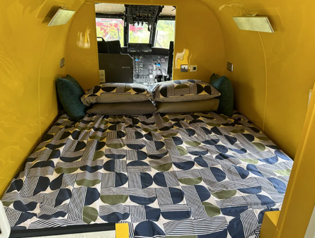 Вертоліт став будинком, житло, нерухомість, цікаві локації для оренди, Вілл Рофтон, ремонт старих гвинтокрилів, фото