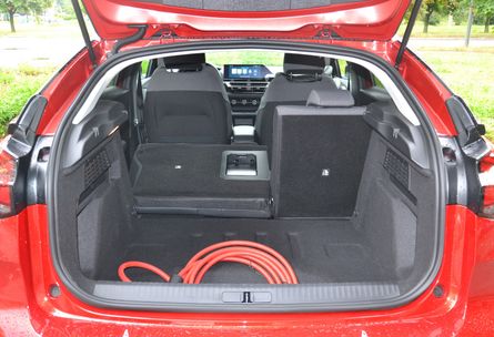 багажник Citroen C4, новый Citroen e-C4, электромобиль Citroen, электромобиль Citroen