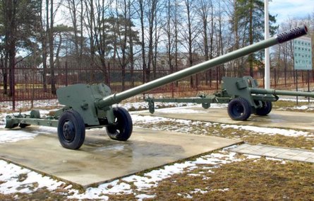 пушки Т-12, Т-12, Т-12 из крыма, вооружение Т-12, пушка Т-12, противотанковая пушка Т-12
