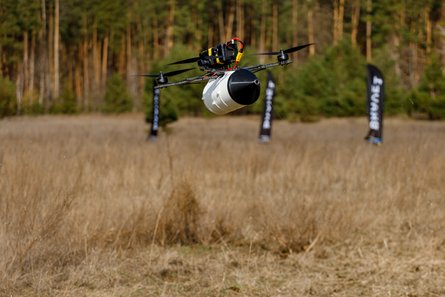 Дрони на оптоволокні, FPV-дрон,  Brave1