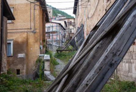 Курортный городок в Италии стоит заброшенным уже 15 лет, туризм, интересные локации, куда поехать, путешествия, путешествия, фото