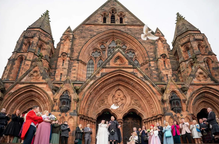 Весілля перед смертю, рак четвертої стадії, хвороби, здійснення мрій, Даніель Фінлі-Едвард, Шотландія, весілля, фото