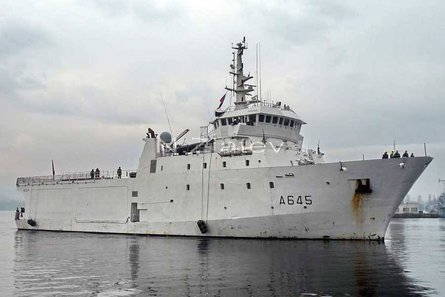 ВМС Франции, Alize (A 645), корабль, черное море, корабль в черном море