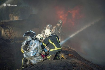 Ночной удар РФ 20 августа, пожарные, огонь, Тернопольская область