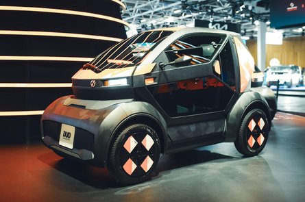 Renault Mobilize Duo, автошоу в Парижі, Паризький автосалон, новинки автошоу в Парижі