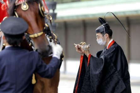 "Меч-хранитель" в руках священника