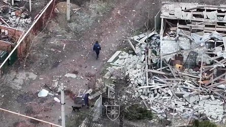 Наступление РФ, Торецк, российский военный, российский военный