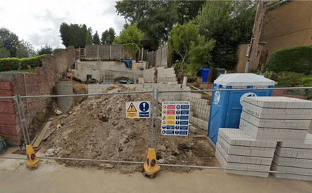 Снос дома, жилой дом, снесли дом, дом выше чем надо, план постройки, соседи, садовые постройки, инспекция по планированию