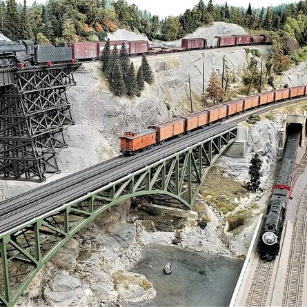 Игрушечная железная дорога клуба