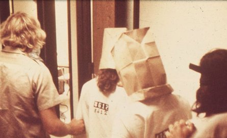 Стэнфордский эксперимент, Филипп Зимбардо, наука, психология, тюремщики, заключенные