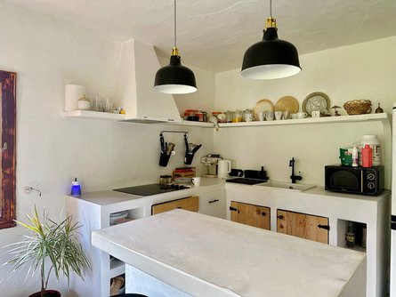 Купити хату в селі, придбання нерухомості, будинки до та після ремонту, житло