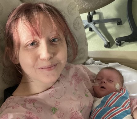 Абріанна з донькою