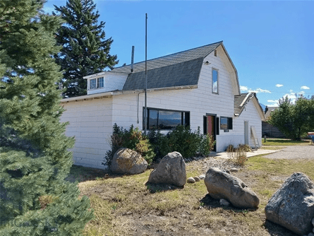 Після сплеску інтересу до серіалу "Єллоустоун" у США продають ціле селище