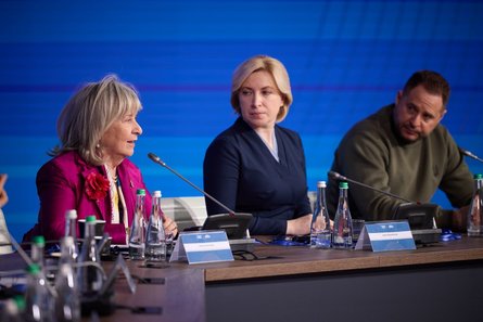 Кеннеді, Верещук, Єрмак, повернення дітей