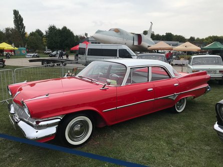 выставка ретро техники, фестиваль OldCarLand, ОлдКарЛенд, Dodge Dart?американский автомобиль