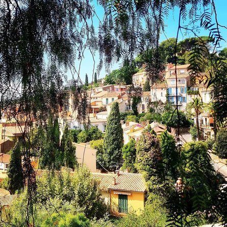 Борм-ле-Мимоза, лазурный берег