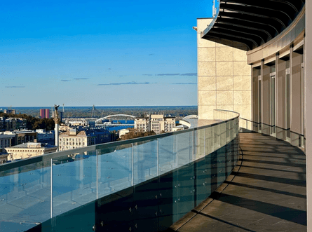 Тераса пентхаусу у Києві