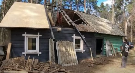 Хижина в лесу, ремонт, дом в лесу, переделал хижину в бункер, экологичное жилище, заброшенная хижина, заброшенный дом,