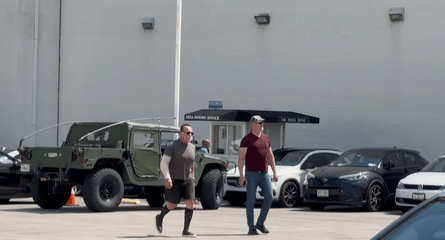 Арнольд Шварценеггер, операция, повязка