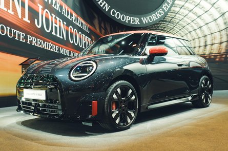 Mini JCW, автошоу в Парижі, Паризький автосалон, новинки автошоу в Парижі