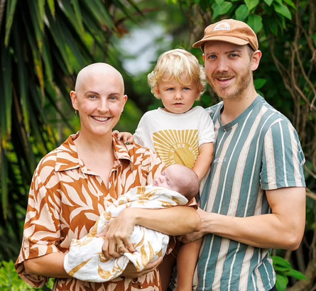 Рак яичников, роды, рождение ребенка, беременность, операция, опухоль, новообразование, Австралия, фото