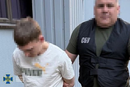 Теракт в Днепре — взорвано авто военнослужащего