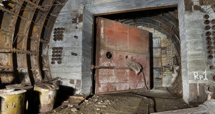 масштабный лабиринт тоннелей, сопоставимый по размерам с городским кварталом