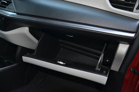 Бардачок Suzuki Swift, Suzuki Swift, новый Suzuki Swift, Suzuki Swift 2024, Suzuki Swift в Украине