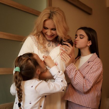 лилия ребрик, дочь лилии ребрик