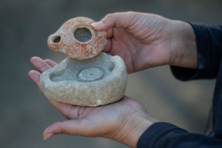 светильник, статуэтки, древний рим, лавка, находка