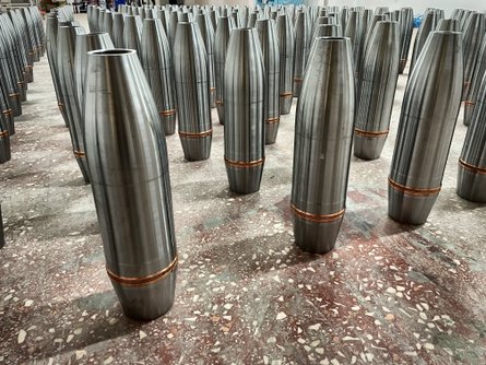 Артилерійські снаряди