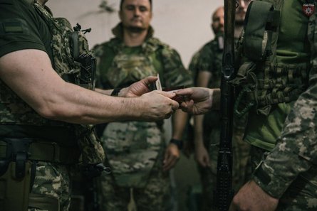 Сырский, лють, бригада лють, сырский нагрждение, генерал сырский, александр сырский, награждение бойцов