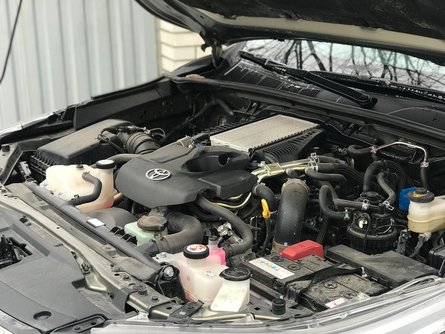 двигатель Toyota Hilux, дизельный мотор Toyota Hilux, Toyota Hilux 2.8 D-4D двигатель, тест-драйв Toyota Hilux