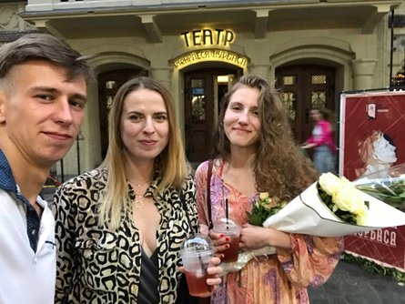 Фото Андрія Синишина з друзями, фото: Facebook/Анастасія Торос