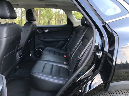 mg hs, morris garages, mg hs автомобиль, mg hs 2021, mg hs отзывы, тест драйв mg hs, mg hs задний ряд, салон mg hs