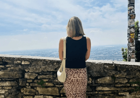 Отдых британки в Италии